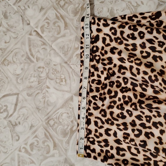By Together Collection Leopard Print Midi Skirt Size M - Picture 5 of 9